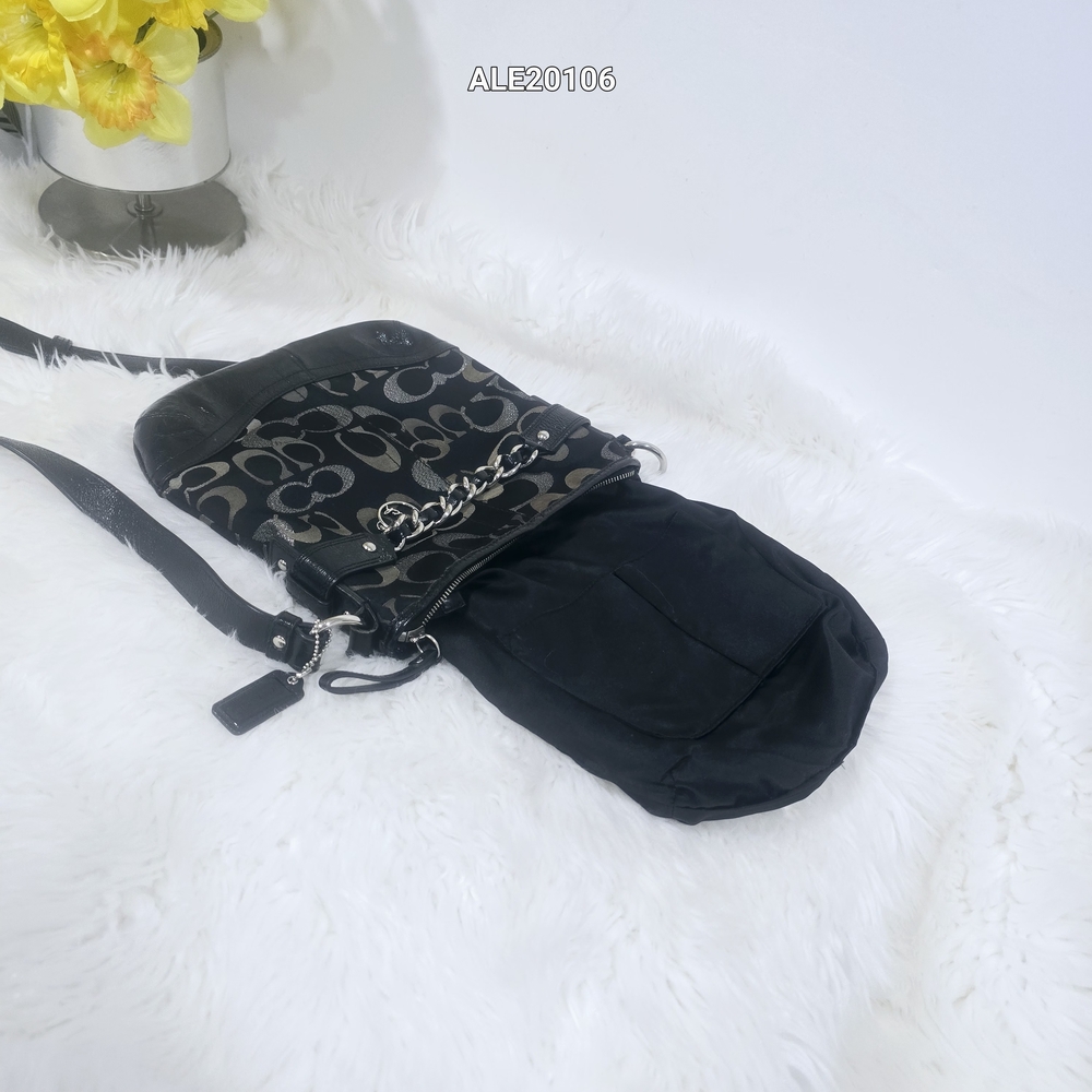 Coach black and silver crossbody bag in Optic Metallic Signature F19820 - Picture 6 of 15